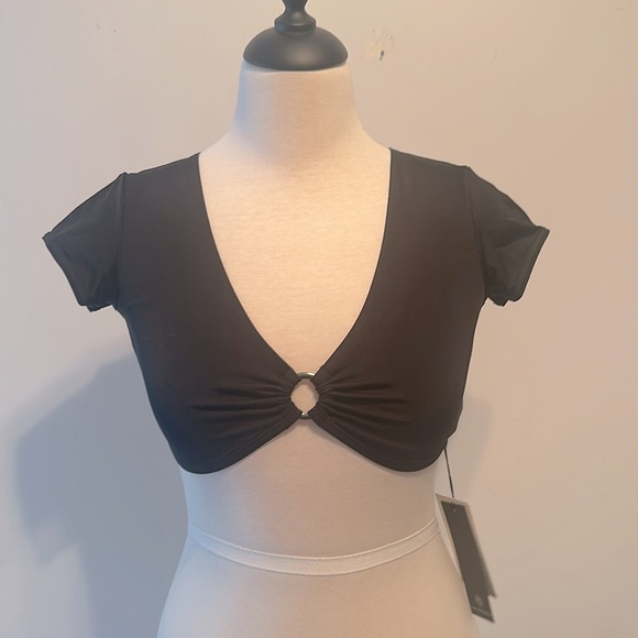 Free Society Short Sleeve Swimsuit Top - Picture 4 of 5